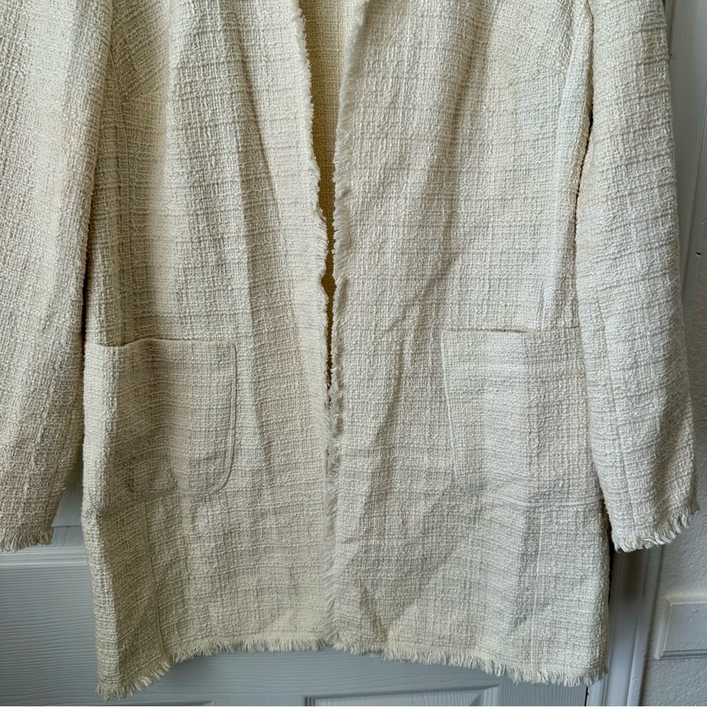 Chico’s Cream Fringe Tweed Open Front Jacket Size 1 (approx. Medium) - Picture 3 of 6